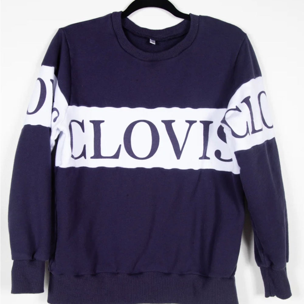 Clovis Equestrian Navy and White The UNISEX Mont Blanc Après Pullover
